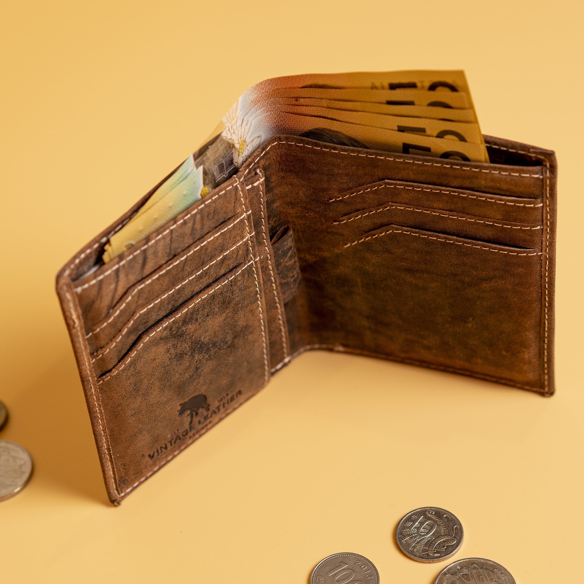 Leather Wallet for Men Ontario