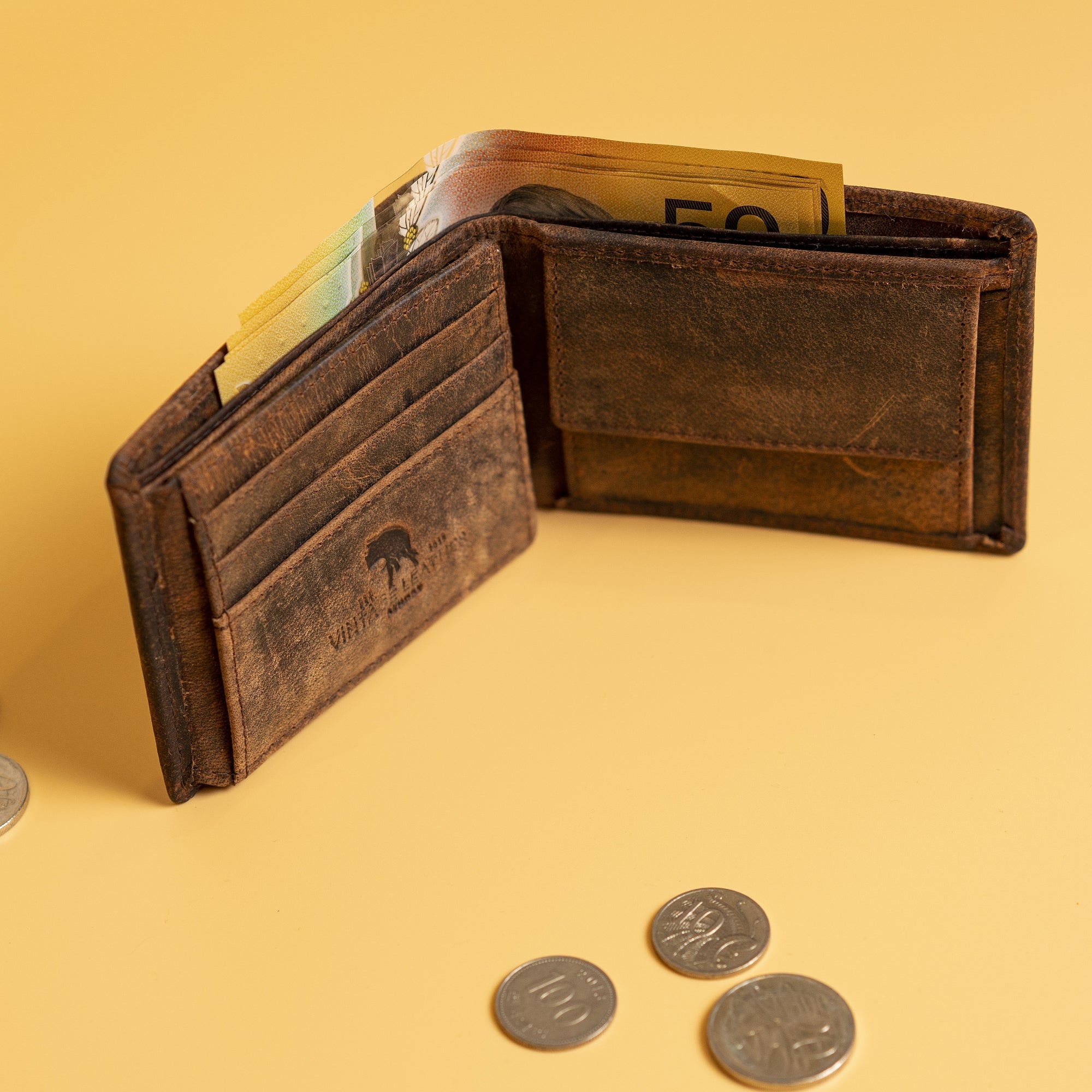 Mens Leather Trifold Wallet Braxton